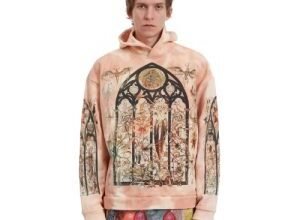 Who decide war hoodie