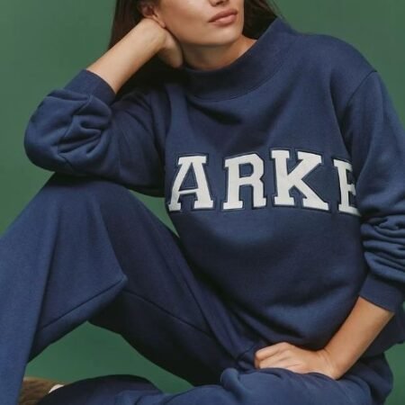 Why Everyone Chooses the Parke Hoodie for Relaxed Days